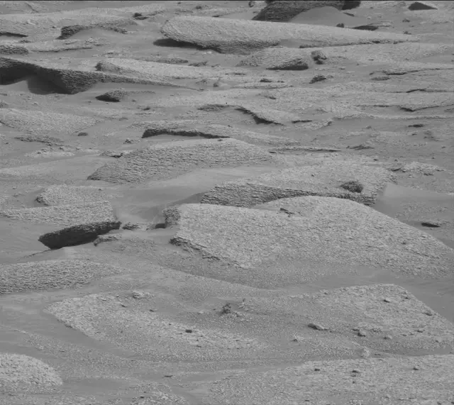 Sol 4949: Mast Camera (Mastcam)
