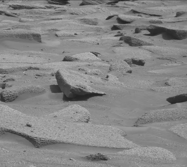 Sol 4949: Mast Camera (Mastcam)