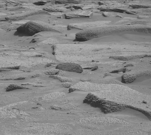 Sol 4949: Mast Camera (Mastcam)