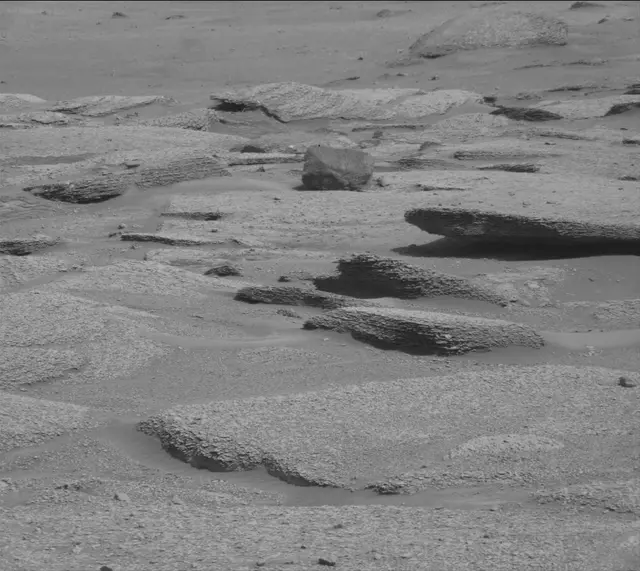 Sol 4949: Mast Camera (Mastcam)