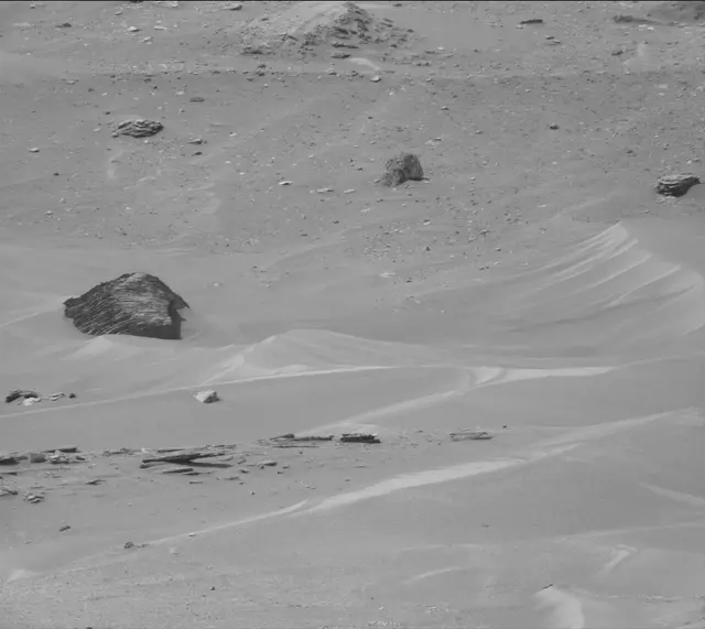 Sol 4949: Mast Camera (Mastcam)