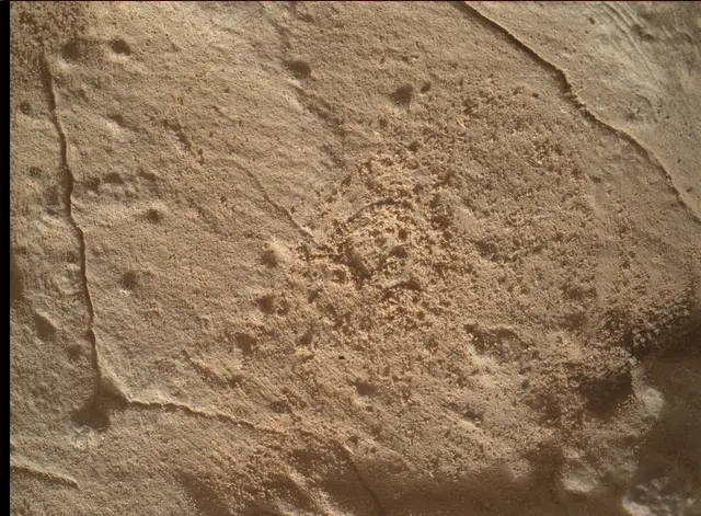 Sol 4949: Mars Hand Lens Imager (MAHLI)