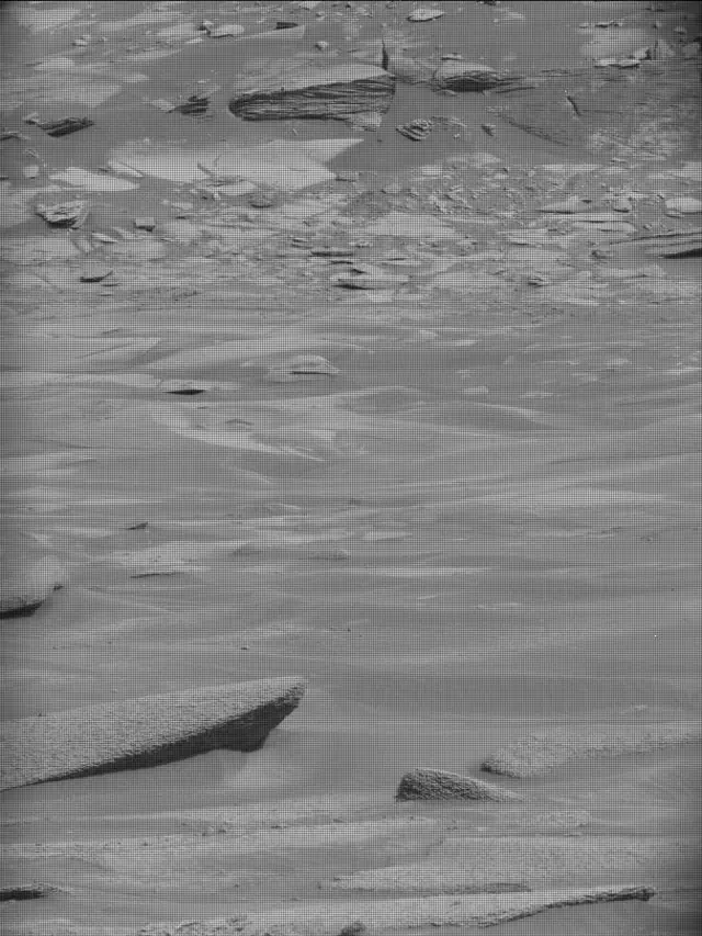 Sol 4950: Mast Camera (Mastcam)