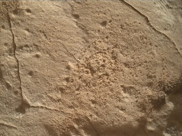 Sol 4950: Mars Hand Lens Imager (MAHLI)