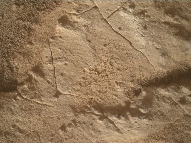 Sol 4950: Mars Hand Lens Imager (MAHLI)