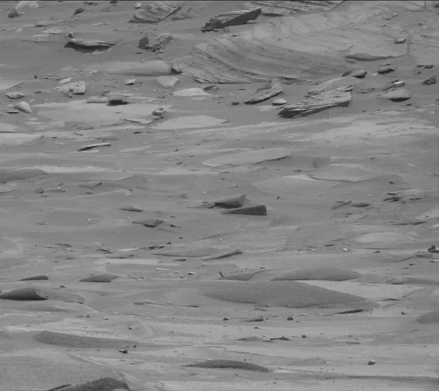 Sol 4951: Mast Camera (Mastcam)