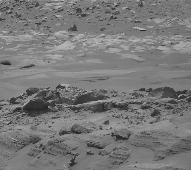 Sol 4951: Mast Camera (Mastcam)