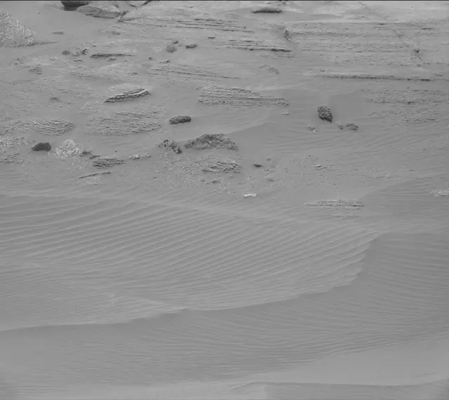 Sol 4951: Mast Camera (Mastcam)