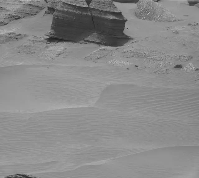 Sol 4951: Mast Camera (Mastcam)