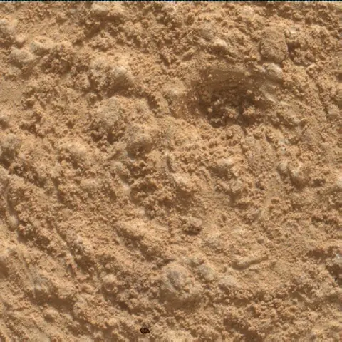 Sol 4956: Mars Hand Lens Imager (MAHLI)