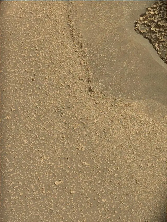 Sol 4957: Mast Camera (Mastcam)