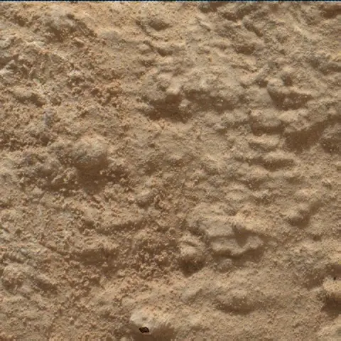 Sol 4958: Mars Hand Lens Imager (MAHLI)