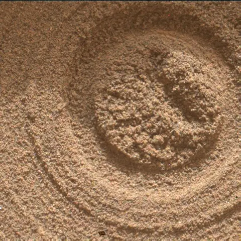 Sol 4958: Mars Hand Lens Imager (MAHLI)