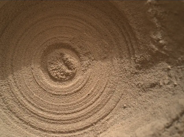 Sol 4958: Mars Hand Lens Imager (MAHLI)