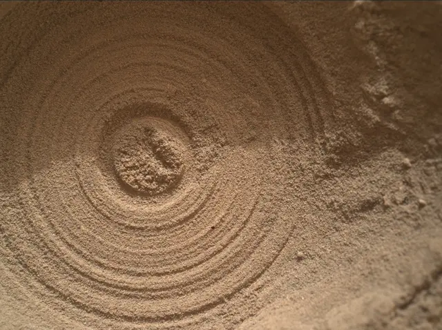 Sol 4958: Mars Hand Lens Imager (MAHLI)