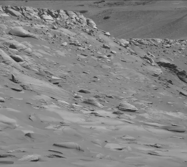 Sol 4961: Mast Camera (Mastcam)
