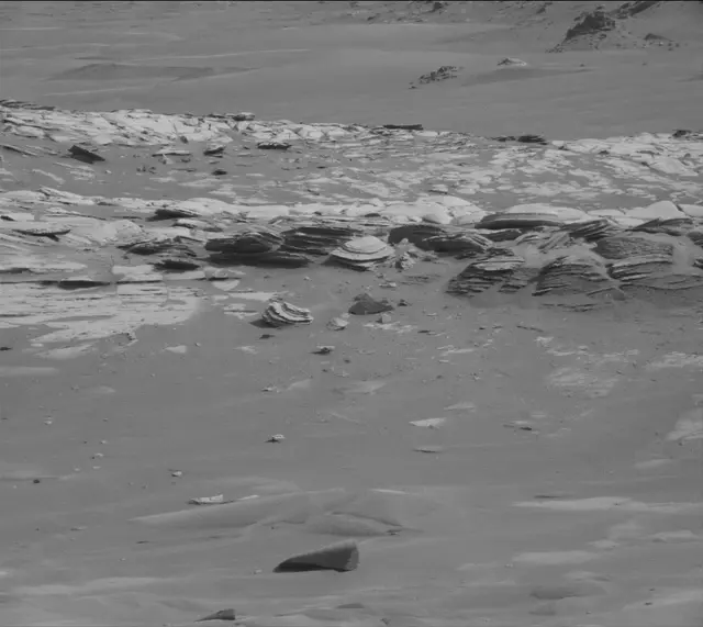 Sol 4961: Mast Camera (Mastcam)