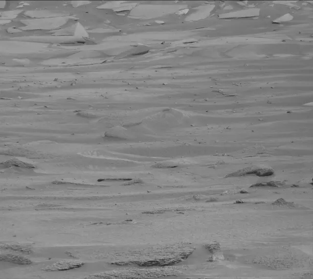 Sol 4961: Mast Camera (Mastcam)