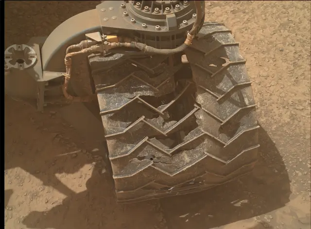 Sol 4963: Mars Hand Lens Imager (MAHLI)