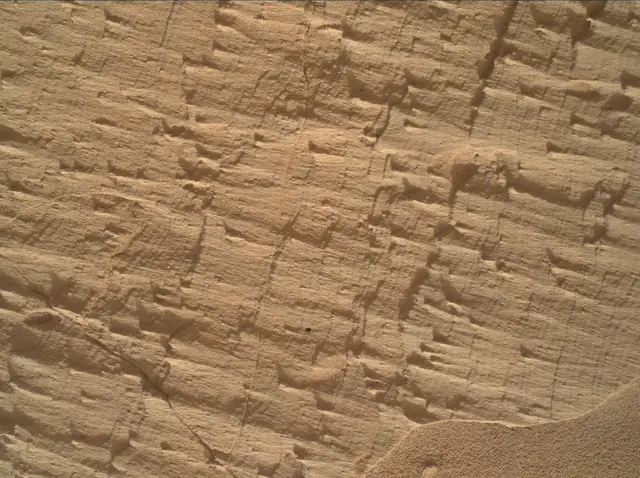 Sol 4972: Mars Hand Lens Imager (MAHLI)