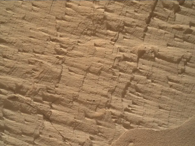 Sol 4972: Mars Hand Lens Imager (MAHLI)