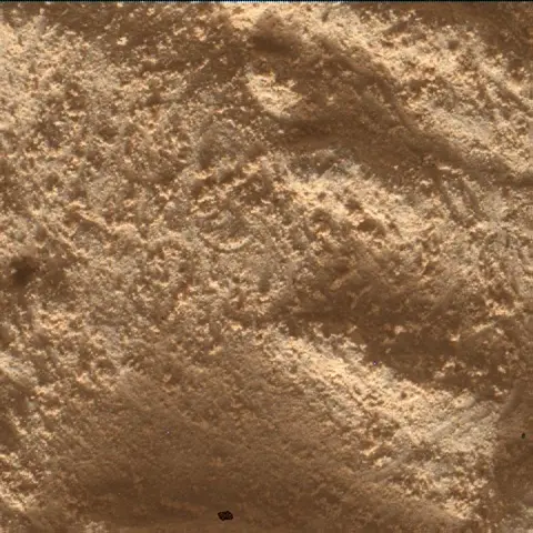 Sol 4972: Mars Hand Lens Imager (MAHLI)