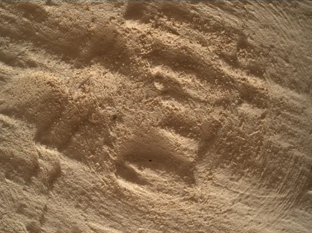 Sol 4972: Mars Hand Lens Imager (MAHLI)