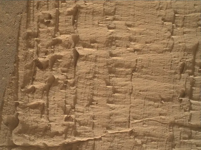 Sol 4973: Mars Hand Lens Imager (MAHLI)