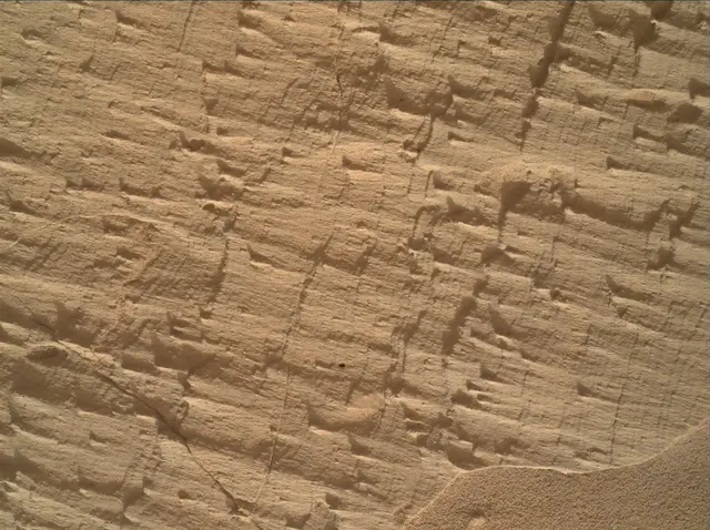 Sol 4973: Mars Hand Lens Imager (MAHLI)