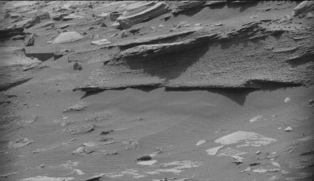 Sol 4975: Mast Camera (Mastcam)