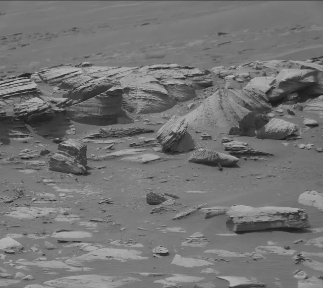 Sol 4975: Mast Camera (Mastcam)