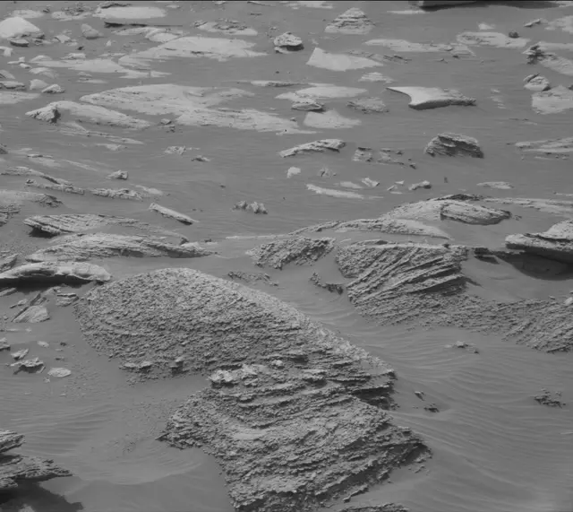 Sol 4975: Mast Camera (Mastcam)