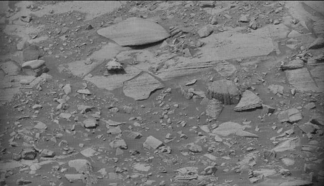 Sol 4976: Mast Camera (Mastcam)