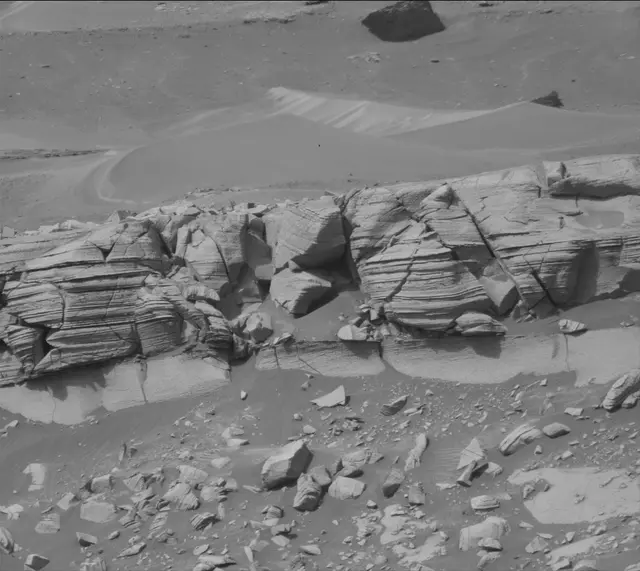 Sol 4976: Mast Camera (Mastcam)