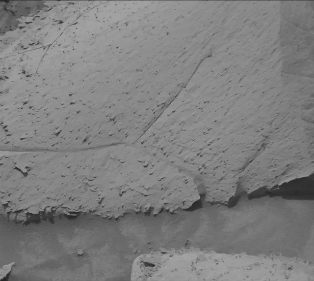 Sol 4976: Mast Camera (Mastcam)