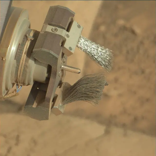 Sol 4976: Mast Camera (Mastcam)
