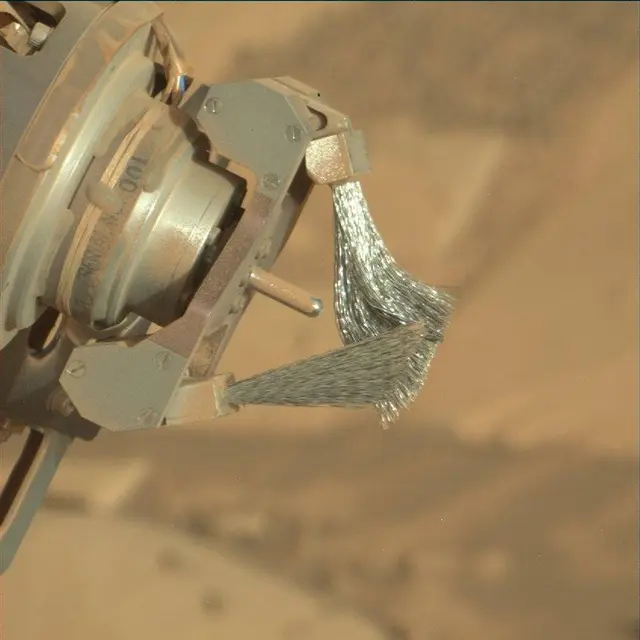 Sol 4976: Mast Camera (Mastcam)