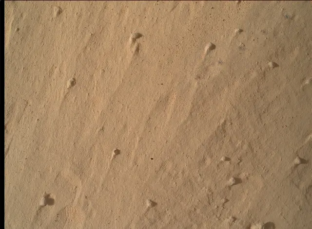 Sol 4976: Mars Hand Lens Imager (MAHLI)