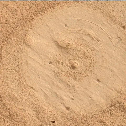 Sol 4976: Mars Hand Lens Imager (MAHLI)