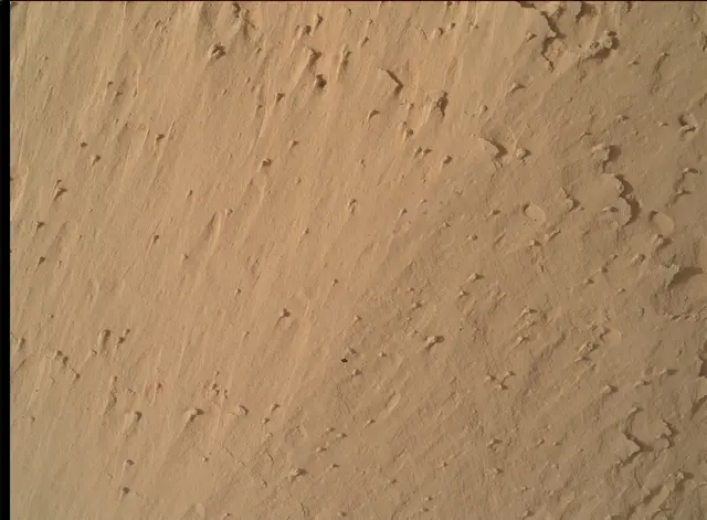 Sol 4976: Mars Hand Lens Imager (MAHLI)