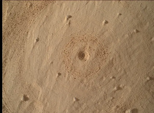 Sol 4976: Mars Hand Lens Imager (MAHLI)