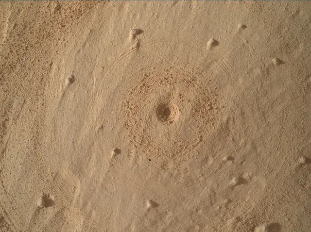 Sol 4976: Mars Hand Lens Imager (MAHLI)