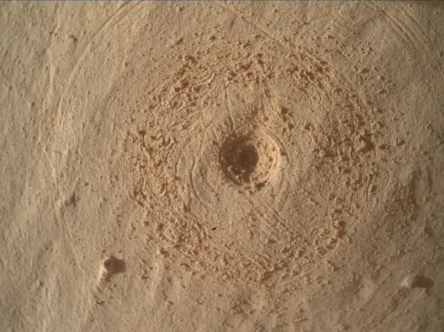 Sol 4976: Mars Hand Lens Imager (MAHLI)