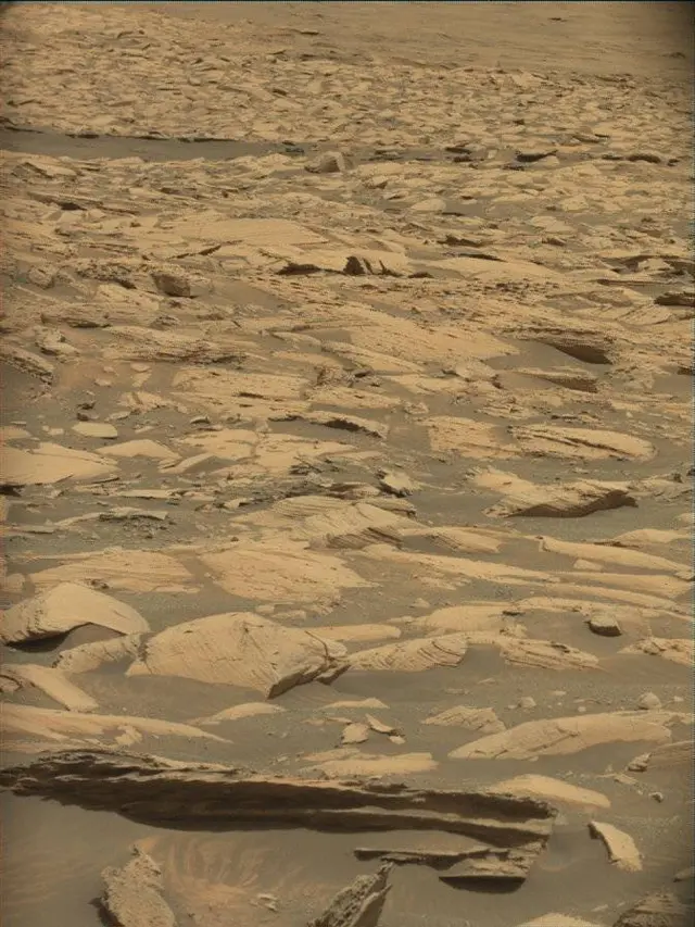 Sol 4977: Mast Camera (Mastcam)