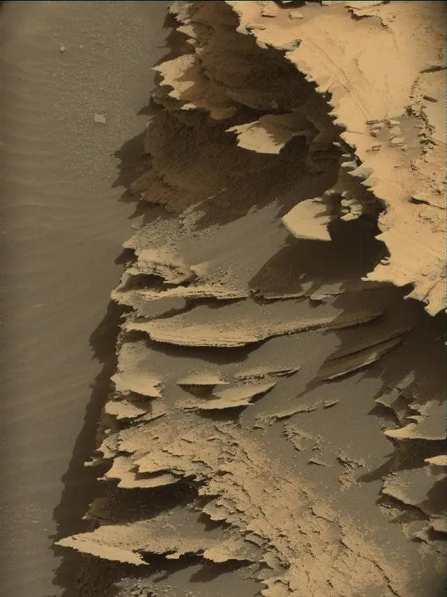 Sol 4977: Mast Camera (Mastcam)