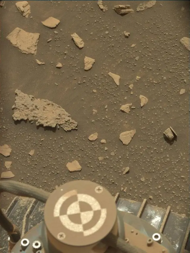 Sol 4977: Mast Camera (Mastcam)