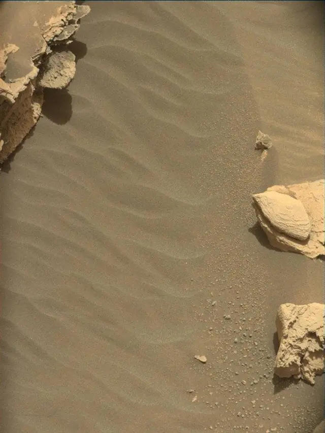 Sol 4977: Mast Camera (Mastcam)