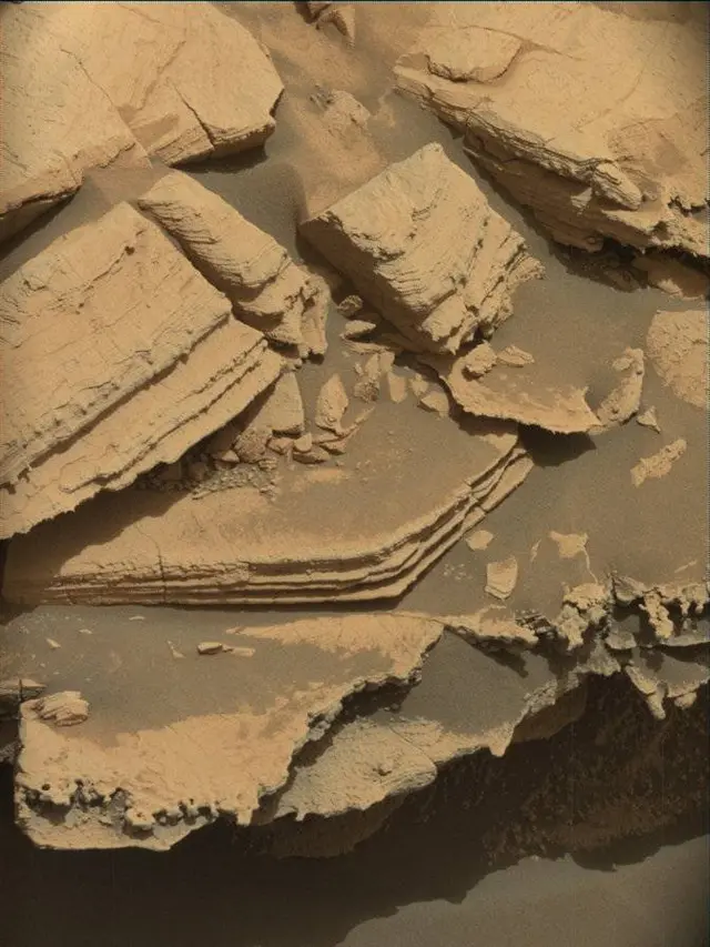 Sol 4977: Mast Camera (Mastcam)