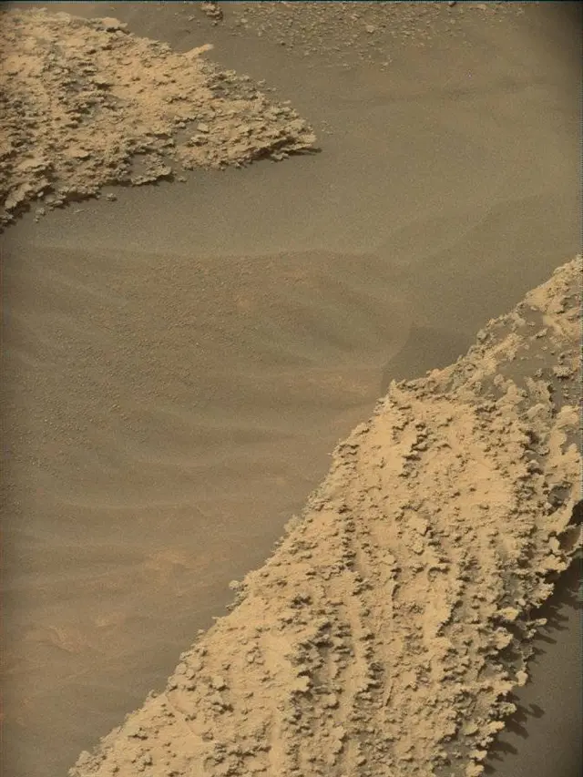Sol 4977: Mast Camera (Mastcam)