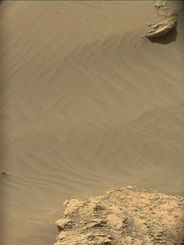 Sol 4977: Mast Camera (Mastcam)